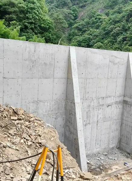 济南商河县重力式挡土墙